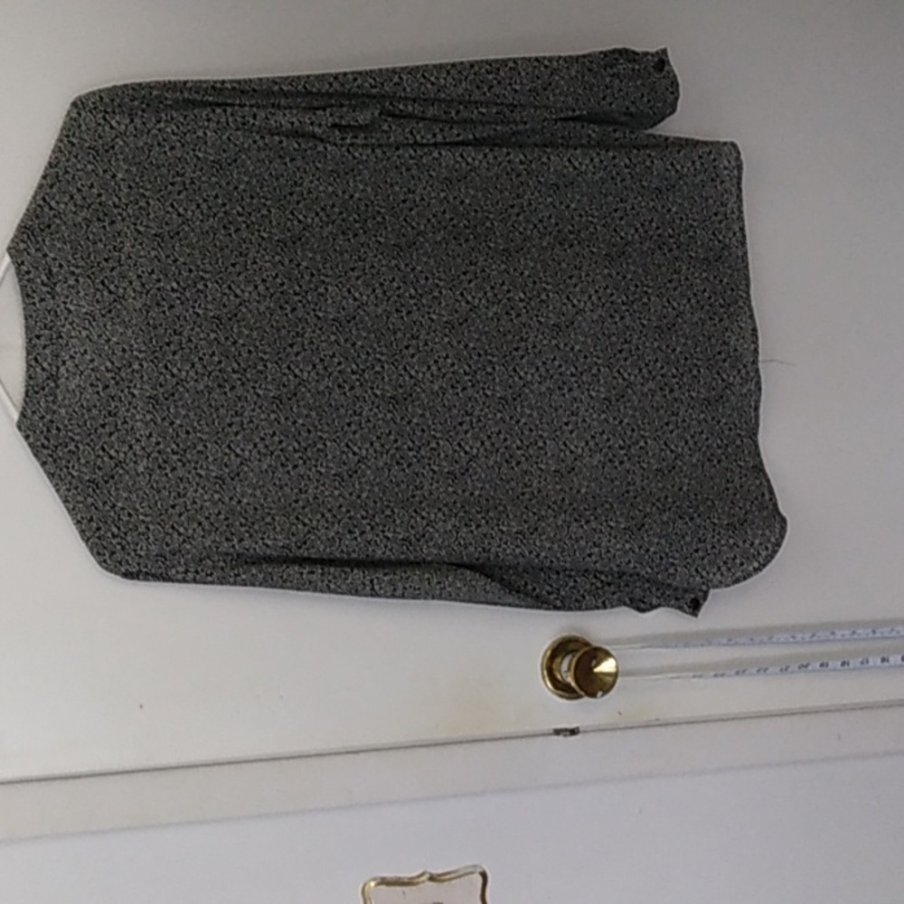 Blouse - Picture 3 of 3